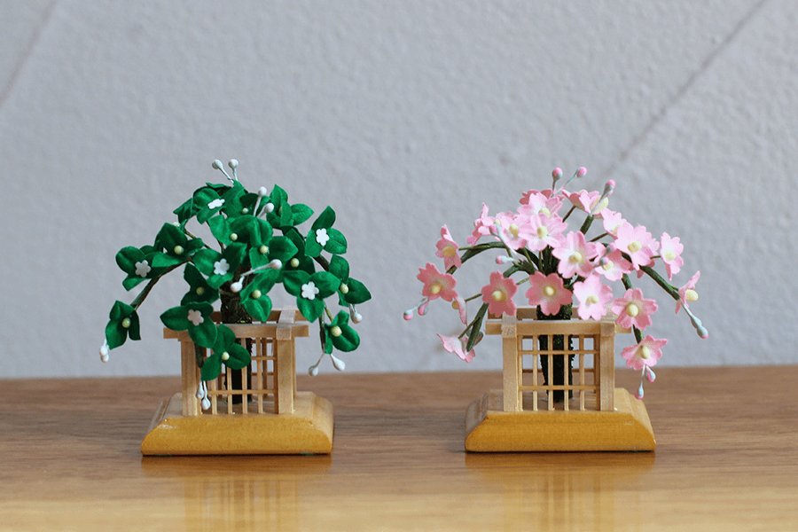雛人形のひととえ｜かわいいお花｜京都御所由来の桜橘を飾る